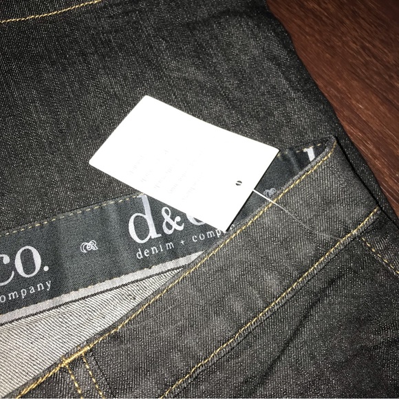 Denim + CO Women's Dark 5 Pocket Jeans NWT - Picture 3 of 5